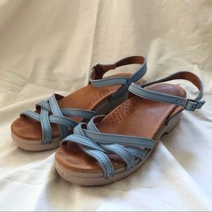 Dansko Strappy Sandal sz 39